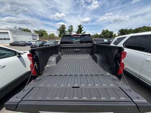 New 2026 Chevrolet Silverado 1500 LT w/ Z71 Off-Road Package AWD/4WD image 28