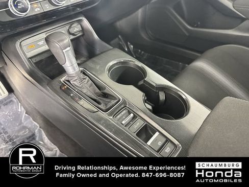 Certified 2025 Honda Civic Sport image 18