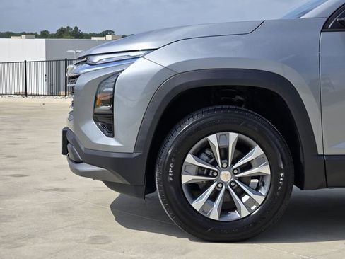 New 2026 Chevrolet Equinox LT FWD image 7