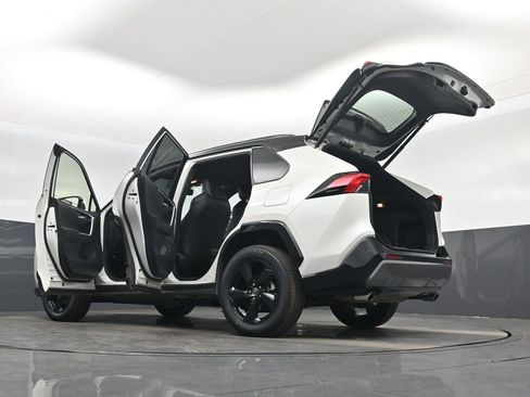 Used 2019 Toyota RAV4 XSE image 59