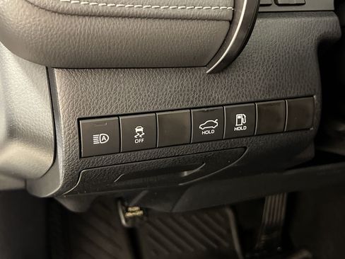 Used 2024 Toyota Camry SE w/ Convenience Package FWD image 32