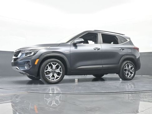 Used 2022 Kia Seltos EX image 60