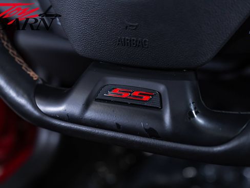 Used 2016 Chevrolet Camaro SS RWD image 33