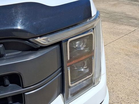 Used 2021 Ford F150 Lariat w/ Equipment Group 502A High image 9