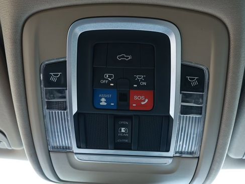 Used 2019 RAM 1500 Limited AWD/4WD image 21