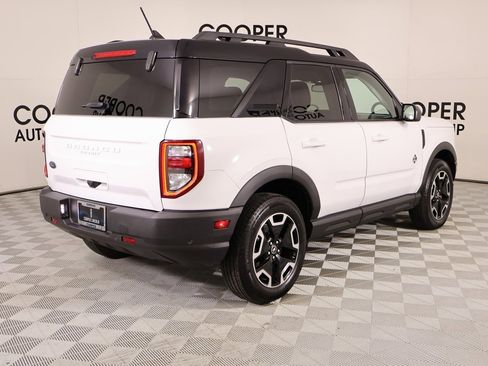 Used 2024 Ford Bronco Sport Outer Banks w/ Tech Package image 21