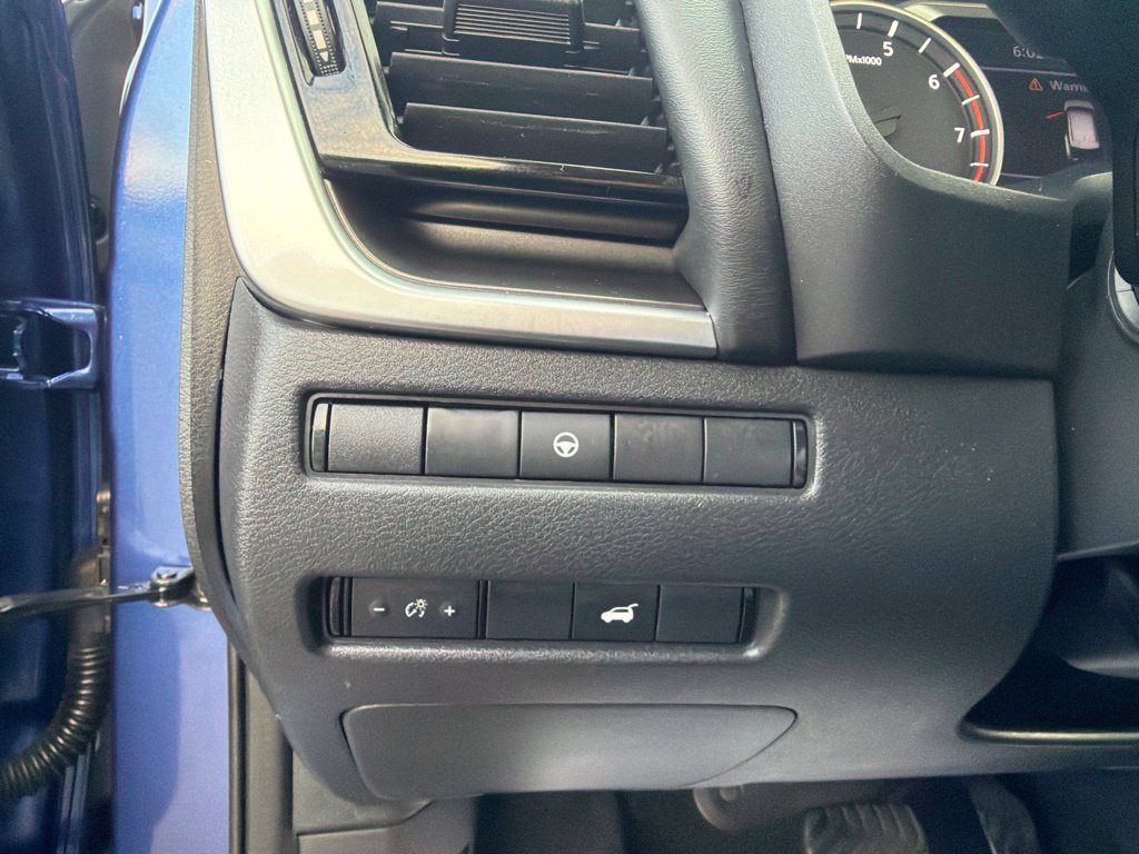 Used 2021 Nissan Rogue SV w/ Premium Package AWD/4WD image 27