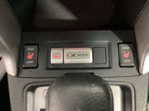 Used 2015 Subaru Forester 2.5i Limited w/ Popular Package #1 AWD/4WD image 31