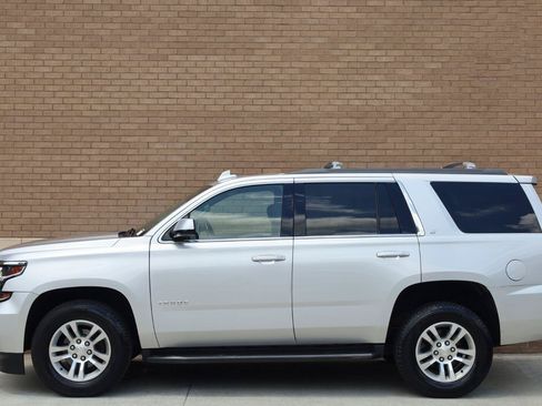 Used 2018 Chevrolet Tahoe LT AWD/4WD image 2