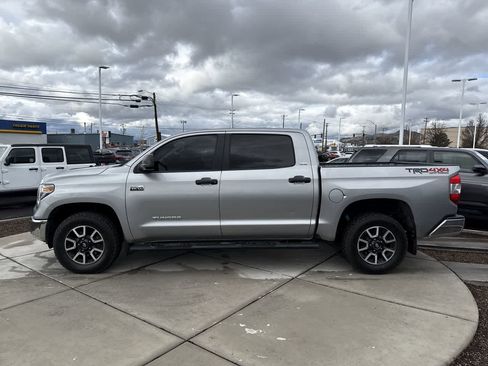 Used 2018 Toyota Tundra SR5 w/ TRD Off Road Package image 2