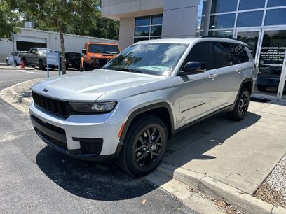 New 2025 Jeep Grand Cherokee L Altitude