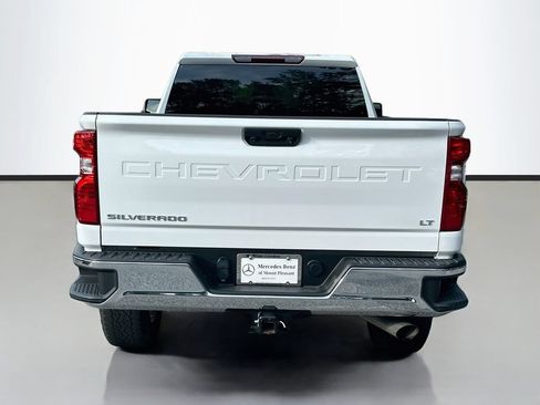 Used 2025 Chevrolet Silverado 2500 LT w/ Convenience Package AWD/4WD image 6