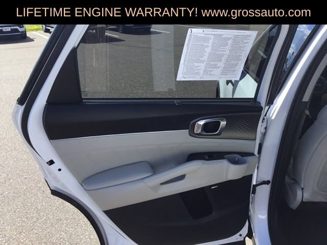 Used 2023 Kia Sorento SX AWD/4WD image 18