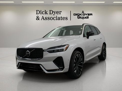 New 2026 Volvo XC60 B5 Ultra w/ Protection Package Premier image 6