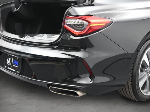 Certified 2023 Acura TLX SH-AWD w/ Advance Package image 15