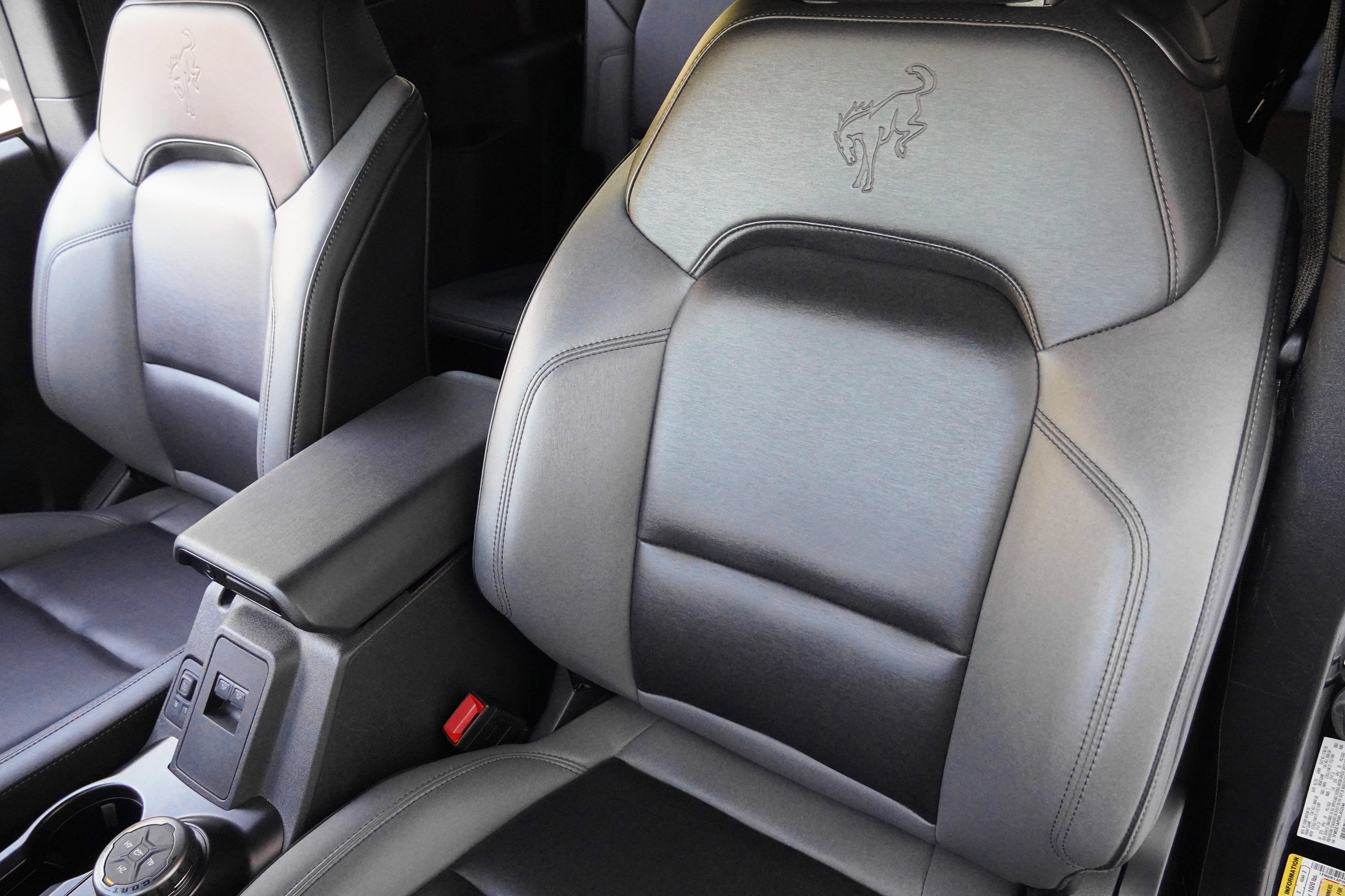 Used 2024 Ford Bronco Black Diamond AWD/4WD image 14