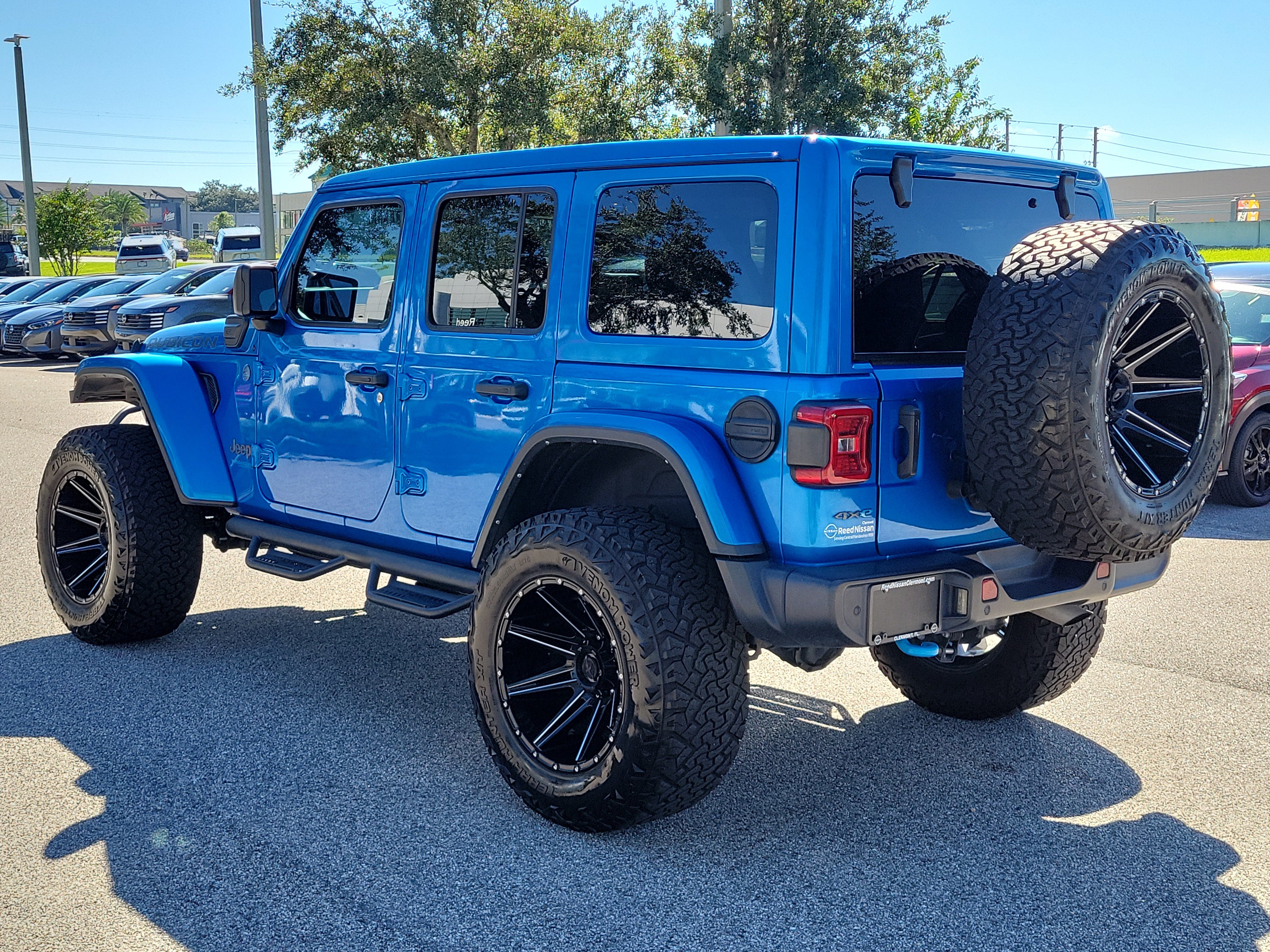 Used 2021 Jeep Wrangler Unlimited Rubicon 4xe w/ Cold Weather Group AWD/4WD image 8
