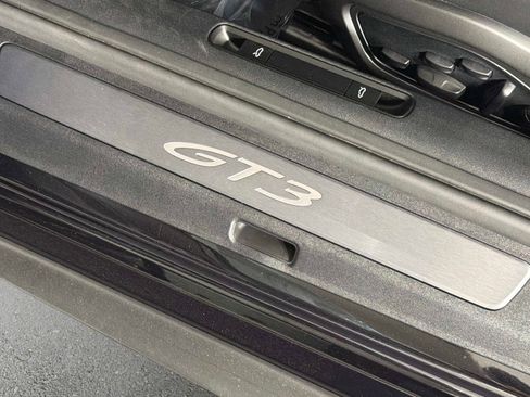 Used 2024 Porsche 911 GT3 image 31