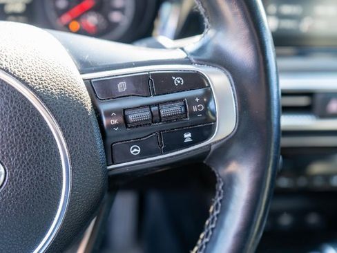 Used 2021 Kia K5 EX image 22