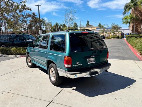 Used 1998 Ford Explorer 4WD 4-Door image 5