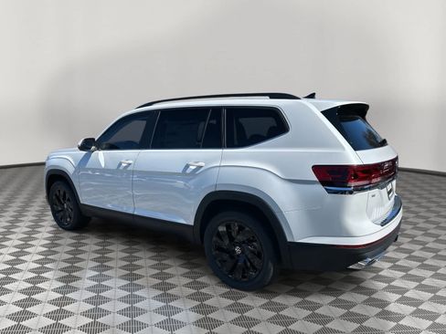 New 2026 Volkswagen Atlas SE FWD image 5