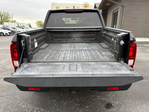 Used 2017 Honda Ridgeline Sport image 9