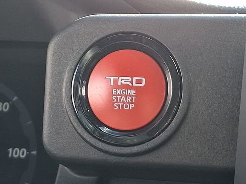 Used 2025 Toyota Tacoma TRD Off-Road image 29