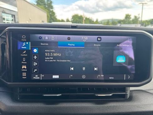 Certified 2025 Jeep Wrangler Sport AWD/4WD image 19