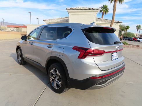 Used 2022 Hyundai Santa Fe SE image 7