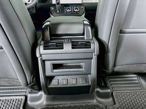 New 2026 Land Rover Defender 110 S AWD/4WD image 24