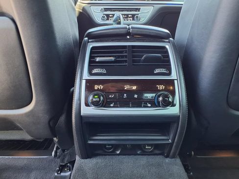Used 2019 BMW 750i xDrive w/ M Sport Package AWD/4WD image 24