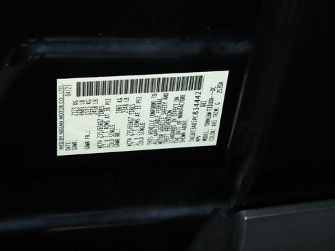 Used 2023 Nissan Rogue S image 20