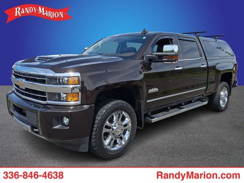Used 2019 Chevrolet Silverado 2500 High Country w/ Duramax Plus Package AWD/4WD image 1