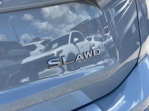 Certified 2025 Nissan Rogue SL w/ SL Premium Package AWD/4WD image 32