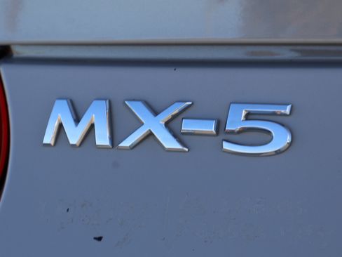 Used 2024 MAZDA MX-5 Miata RF Grand Touring image 22