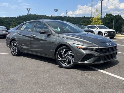 Certified 2025 Hyundai Elantra Sport w/ Cargo Package