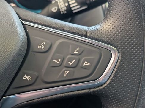 Used 2024 Chevrolet Equinox LS w/ LS Convenience Package image 23