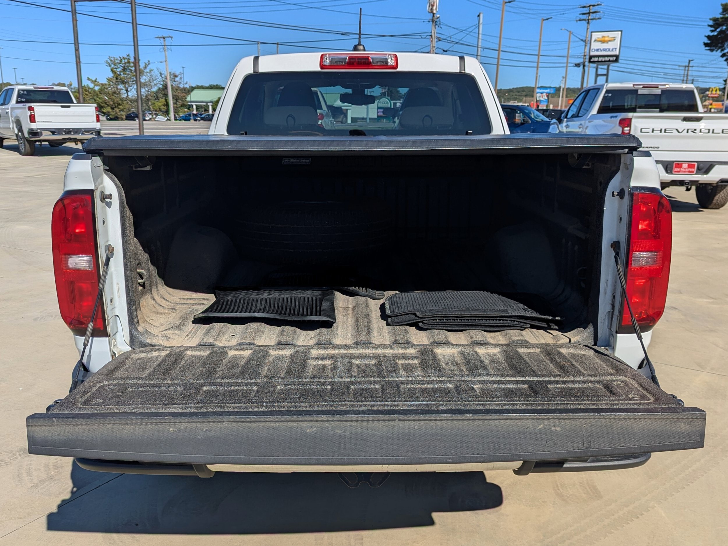 Used 2020 Chevrolet Colorado W/T w/ WT Convenience Package AWD/4WD image 3