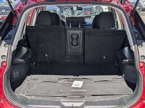 Used 2017 Nissan Rogue S image 15