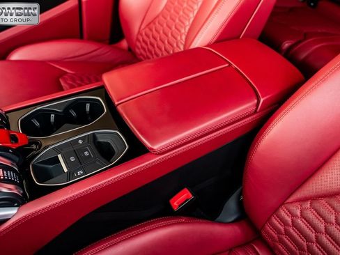 Used 2020 Lamborghini Urus AWD/4WD image 30