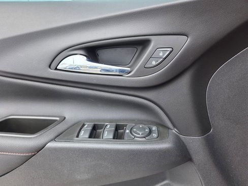 Used 2023 Chevrolet Equinox RS w/ RS Leather Package image 21