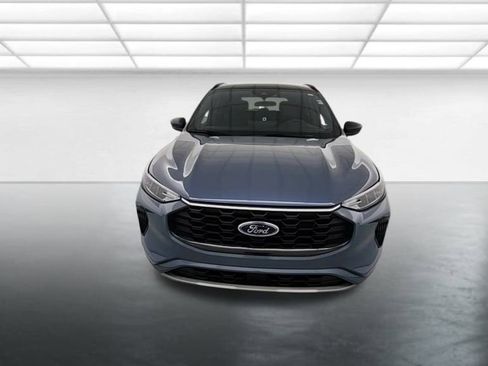Used 2023 Ford Escape ST-Line w/ Tech Pack #1 image 2