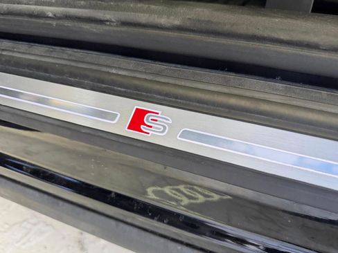 Used 2024 Audi Q5 2.0T Premium w/ Convenience Package image 15