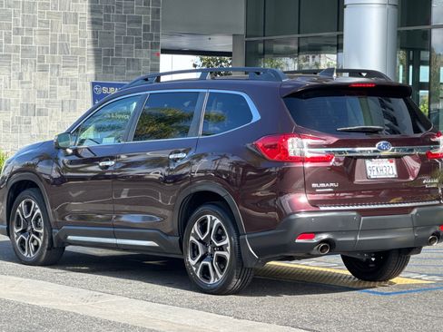 Used 2023 Subaru Ascent Touring AWD/4WD image 6