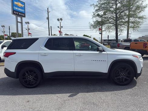 Used 2020 Chevrolet Traverse LS w/ LPO, Blackout Package image 8