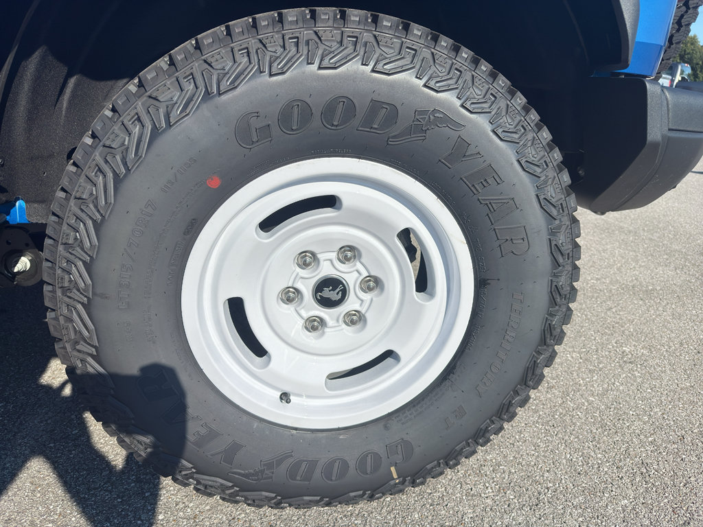 New 2026 Ford Bronco Heritage Edition AWD/4WD image 23