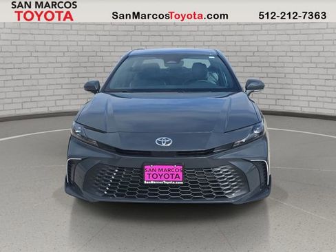 Used 2026 Toyota Camry SE w/ Convenience Package image 2