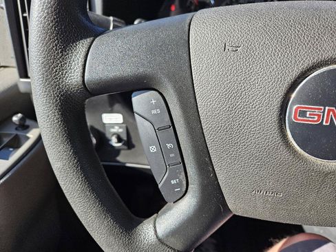 Used 2022 GMC Savana 3500 Extended w/ Power Convenience Package RWD image 58