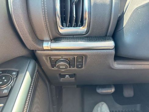 Certified 2025 Ford Expedition Max Platinum w/ Stealth Performance Package AWD/4WD image 19