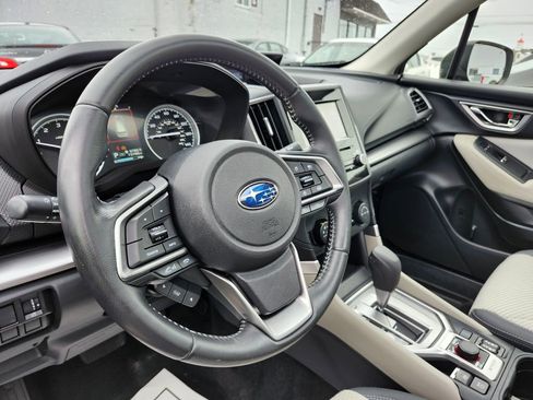 Used 2020 Subaru Forester Premium image 7